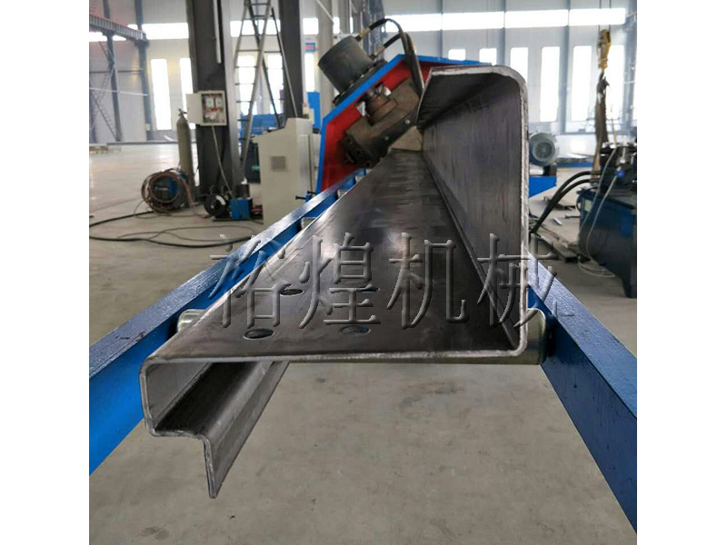 立體車庫(kù)邊梁設(shè)備價(jià)格